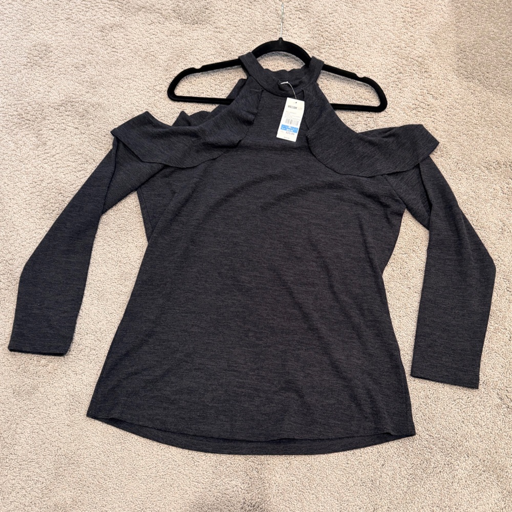 NWT! Charcoal Gray Cold Shoulder Sweater - XL